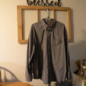 IZod men's long sleeve dress shirt